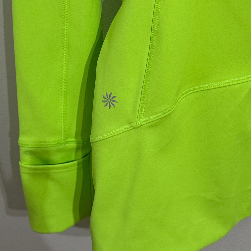 Athleta Whittier Peak Half Zip Long Sleeve Top Womens Small Neon Green Ladies - Picture 12 of 16